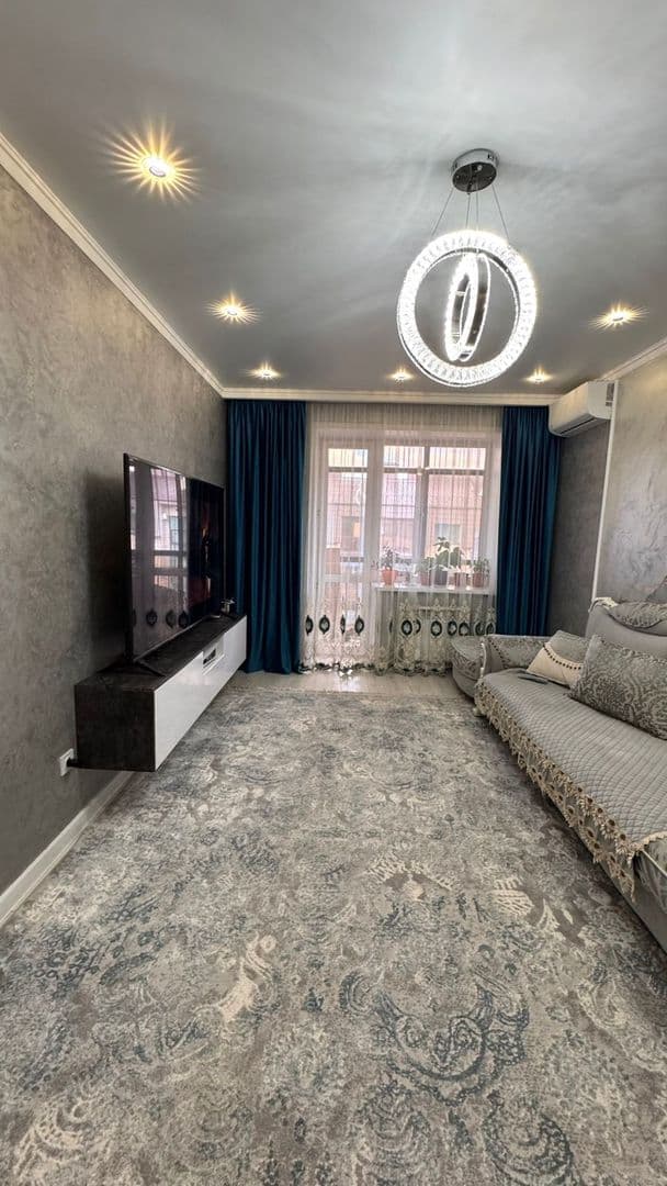 Продам трёхкомнатную квартиру в районе Жулдыз. Костанай Плаза и Тобол Арена в пешем доступе. Вся инфраструктура как на ладони.